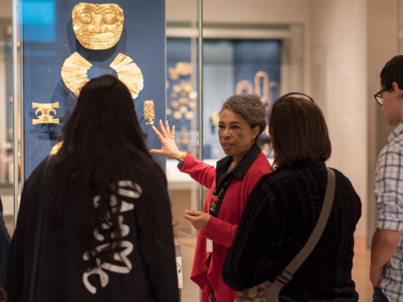 Group of people on a tour in Art of the Americas gallery